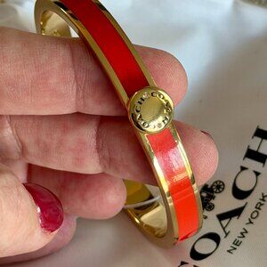 NWT Coach Rivet Enamel Hinged Bangle Gift Box Dust Bag $128 Red  & Gold